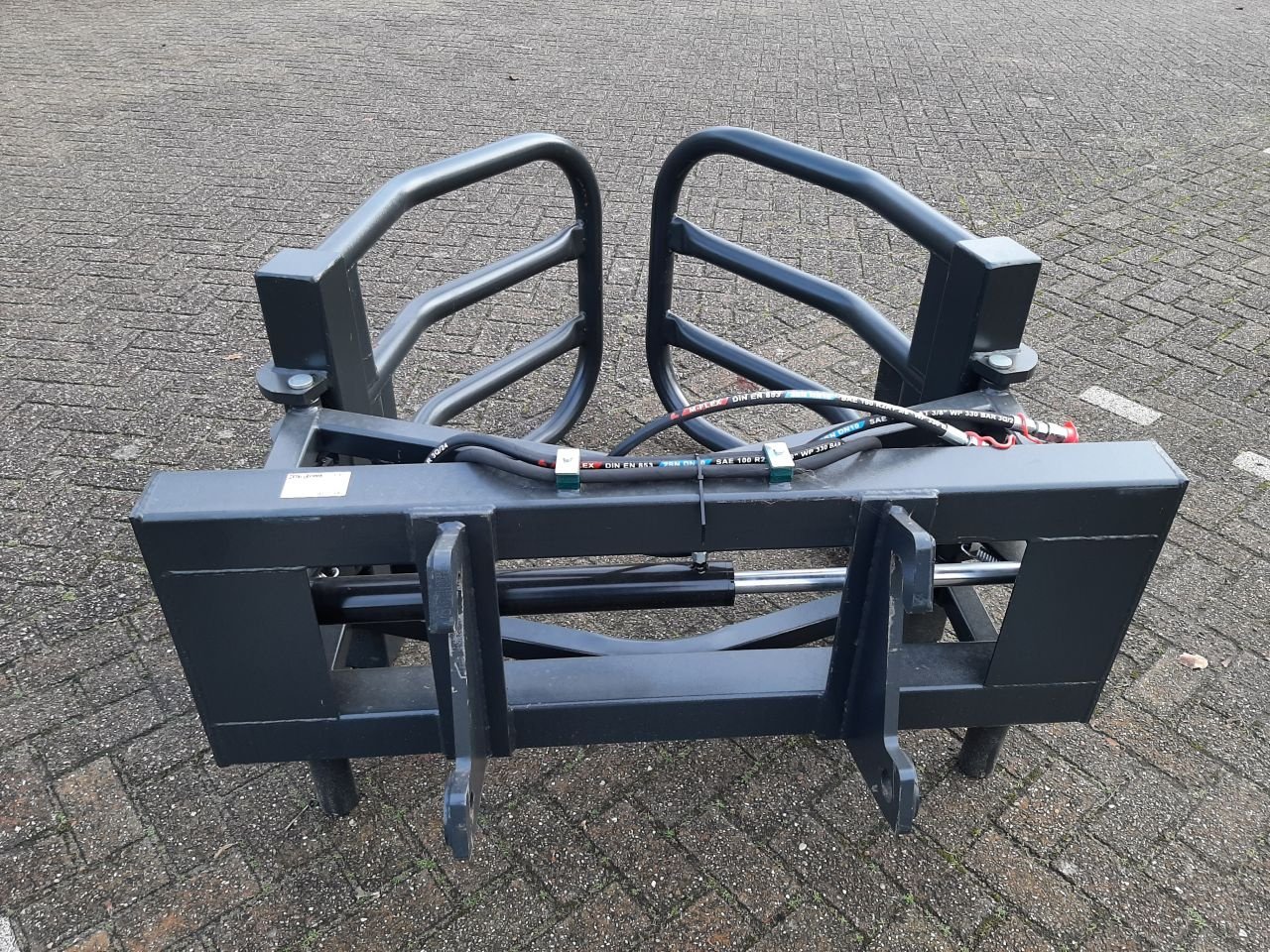 Knickgelenkte Baggerlader tip HSM Balenklem GiANT snelwissel, Neumaschine in Hardegarijp (Poză 5)