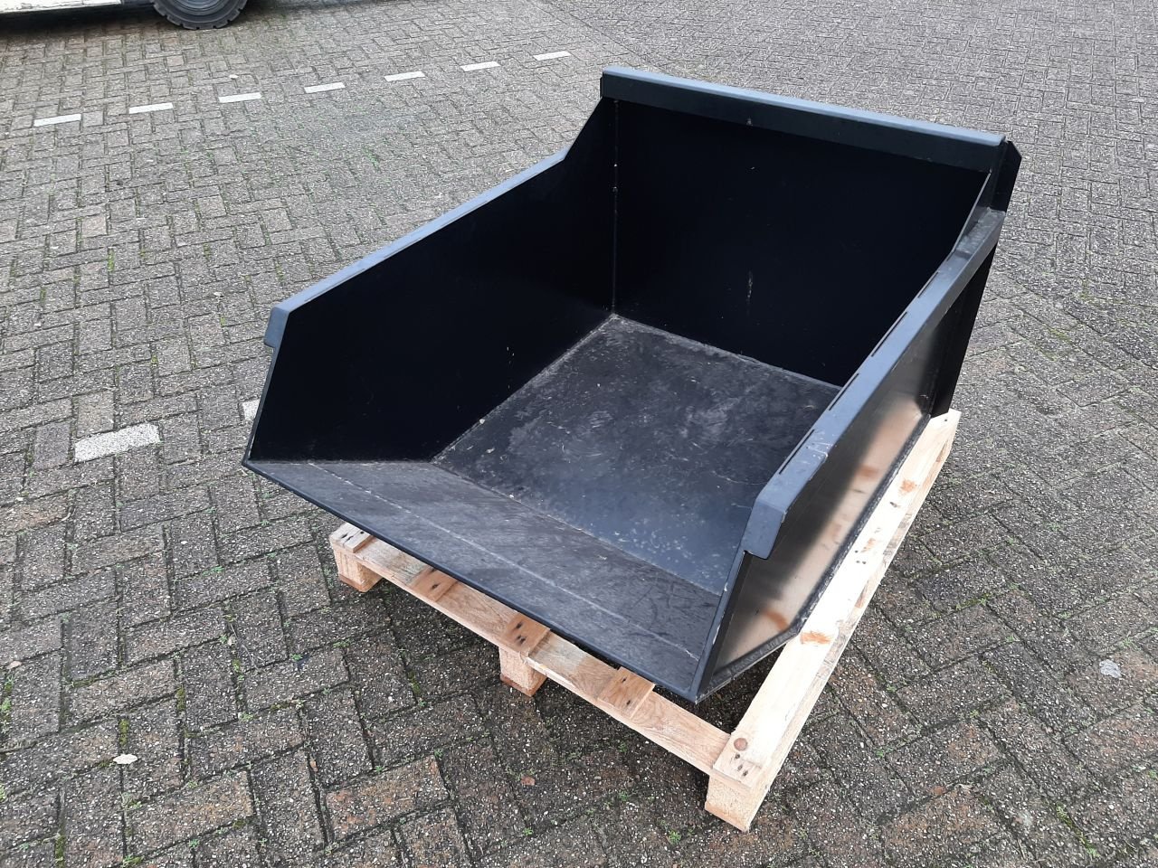 Knickgelenkte Baggerlader типа HSM Paardenmestbak / Uitmestbak, Neumaschine в Hardegarijp (Фотография 4)