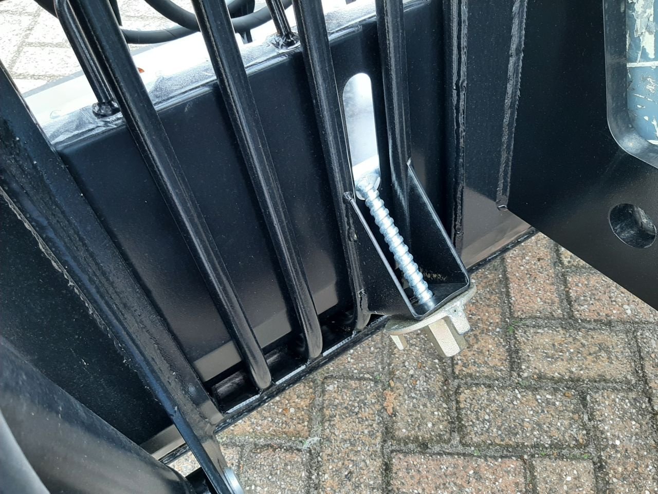 Knickgelenkte Baggerlader van het type HSM Puinbak met bovenklem 1.70m, Neumaschine in Hardegarijp (Foto 7)