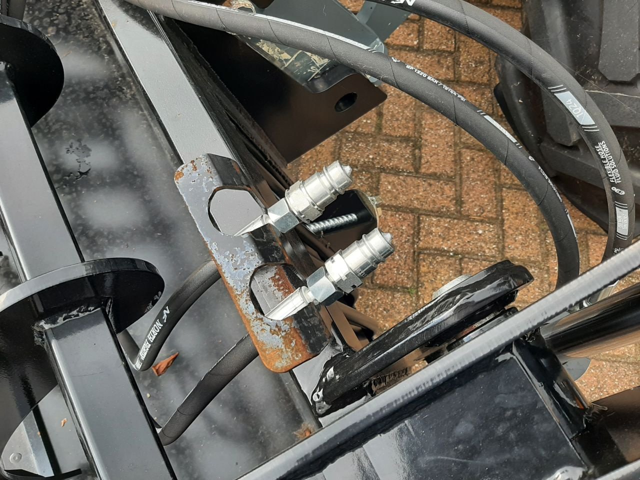 Knickgelenkte Baggerlader van het type HSM Puinbak met bovenklem 1.70m, Neumaschine in Hardegarijp (Foto 6)