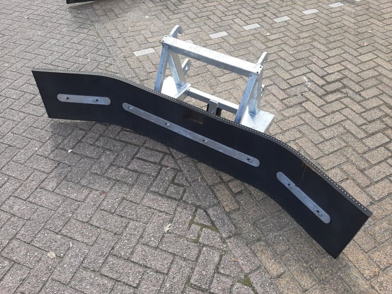 Knickgelenkte Baggerlader des Typs HSM Rubberschuif 2.10m, Neumaschine in Hardegarijp (Bild 1)