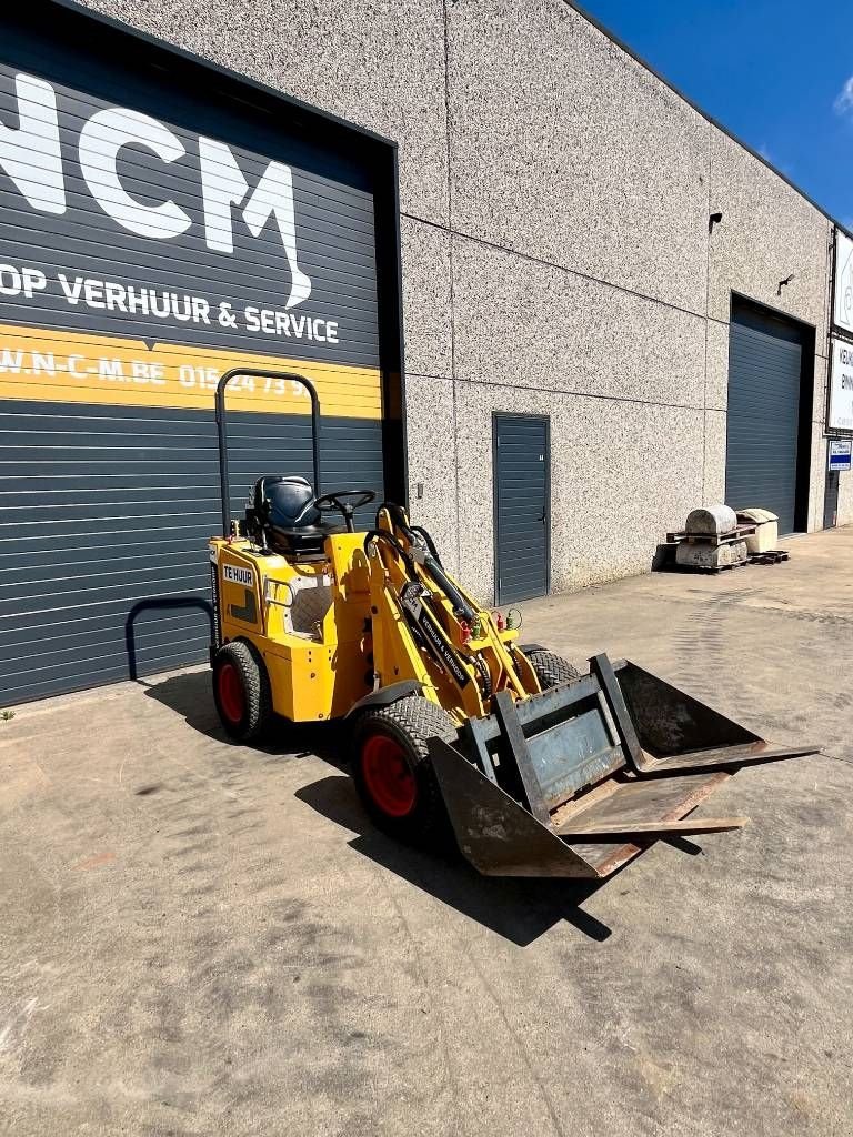 Knickgelenkte Baggerlader типа Knikmops KM 100, Gebrauchtmaschine в Booischot (Фотография 2)