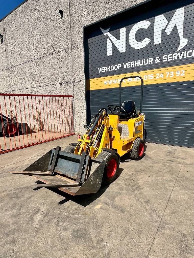 Knickgelenkte Baggerlader типа Knikmops KM 100, Gebrauchtmaschine в Booischot (Фотография 4)