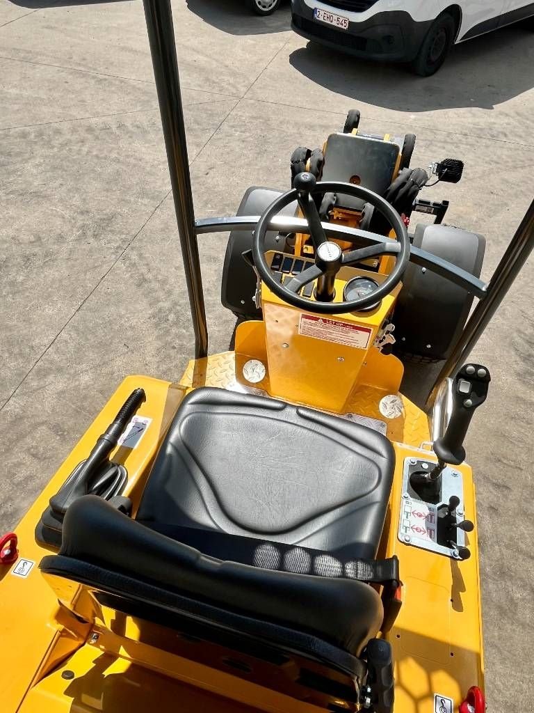 Knickgelenkte Baggerlader a típus Knikmops KM 130 TELE, Neumaschine ekkor: Booischot (Kép 9)