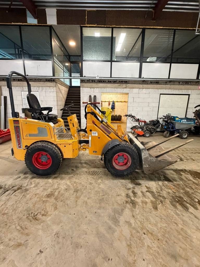 Knickgelenkte Baggerlader des Typs Knikmops KM 180, Gebrauchtmaschine in Booischot (Bild 5)