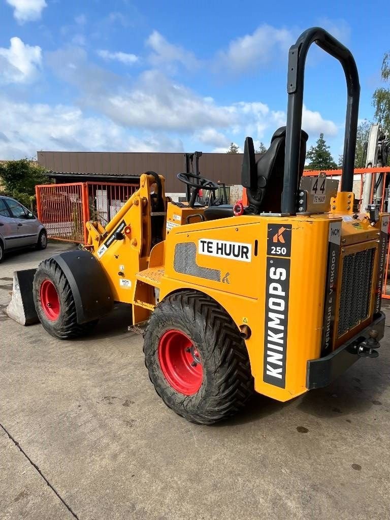 Knickgelenkte Baggerlader of the type Knikmops KM 250, Gebrauchtmaschine in Booischot (Picture 4)