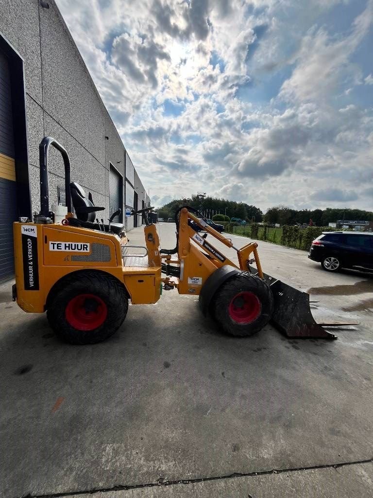 Knickgelenkte Baggerlader типа Knikmops KM 250, Gebrauchtmaschine в Booischot (Фотография 8)