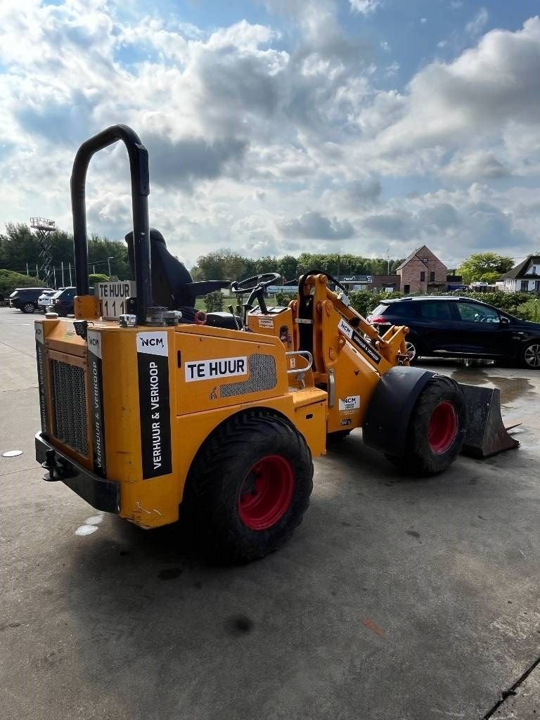 Knickgelenkte Baggerlader типа Knikmops KM 250, Gebrauchtmaschine в Booischot (Фотография 7)