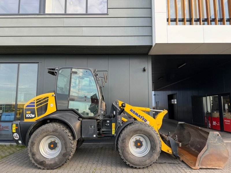 Knickgelenkte Baggerlader za tip Komatsu WA100M-8E0 (demo 2022 /1350h), Gebrauchtmaschine u Nijkerk (Slika 1)