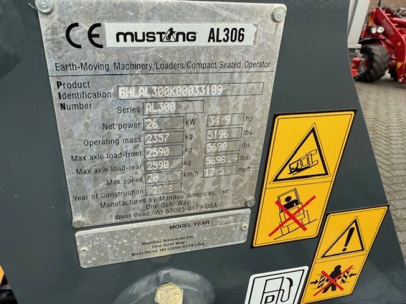 Knickgelenkte Baggerlader Türe ait Mustang 306, Gebrauchtmaschine içinde Cuijk (resim 11)