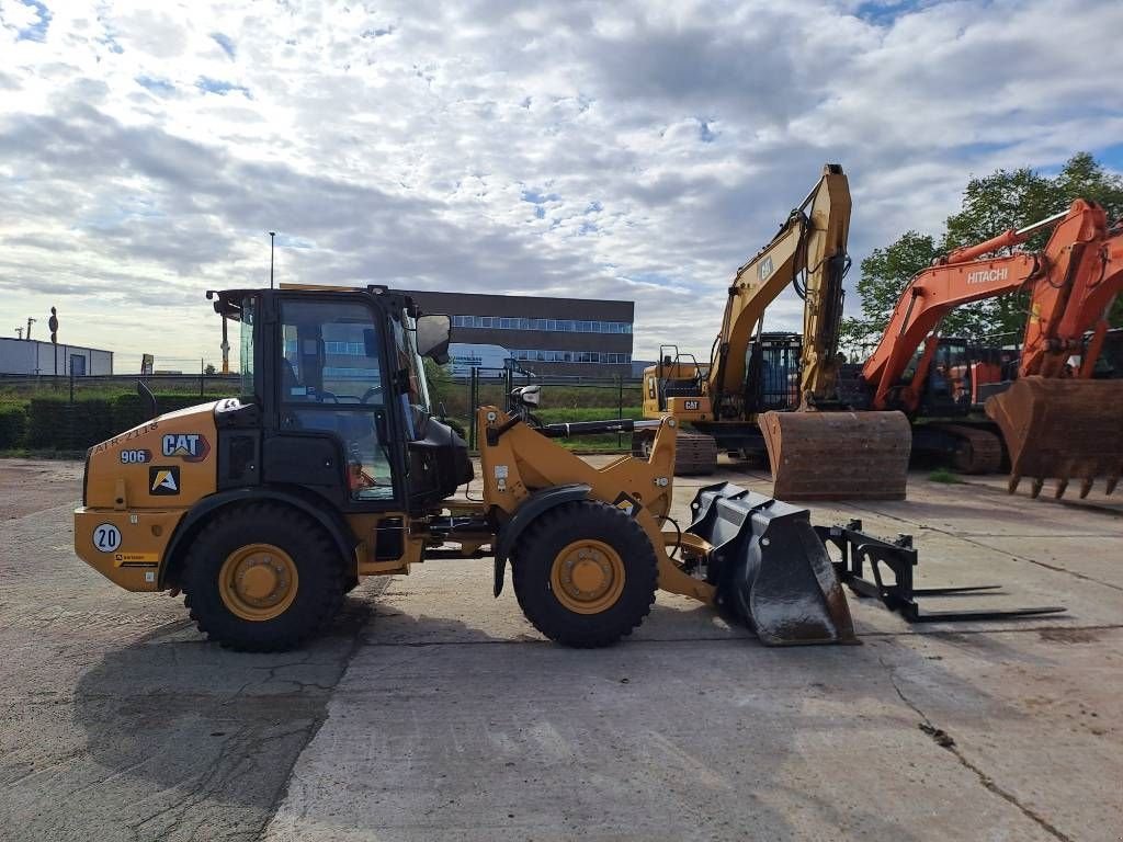 Knickgelenkte Baggerlader a típus Sonstige Cat 906 (Bucket+Forks), Neumaschine ekkor: Stabroek (Kép 5)