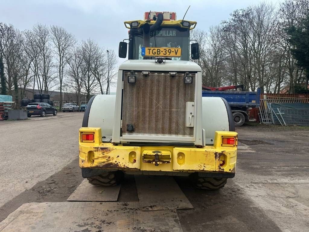 Knickgelenkte Baggerlader des Typs Sonstige Cat 938 H, Gebrauchtmaschine in Wijdewormer (Bild 4)