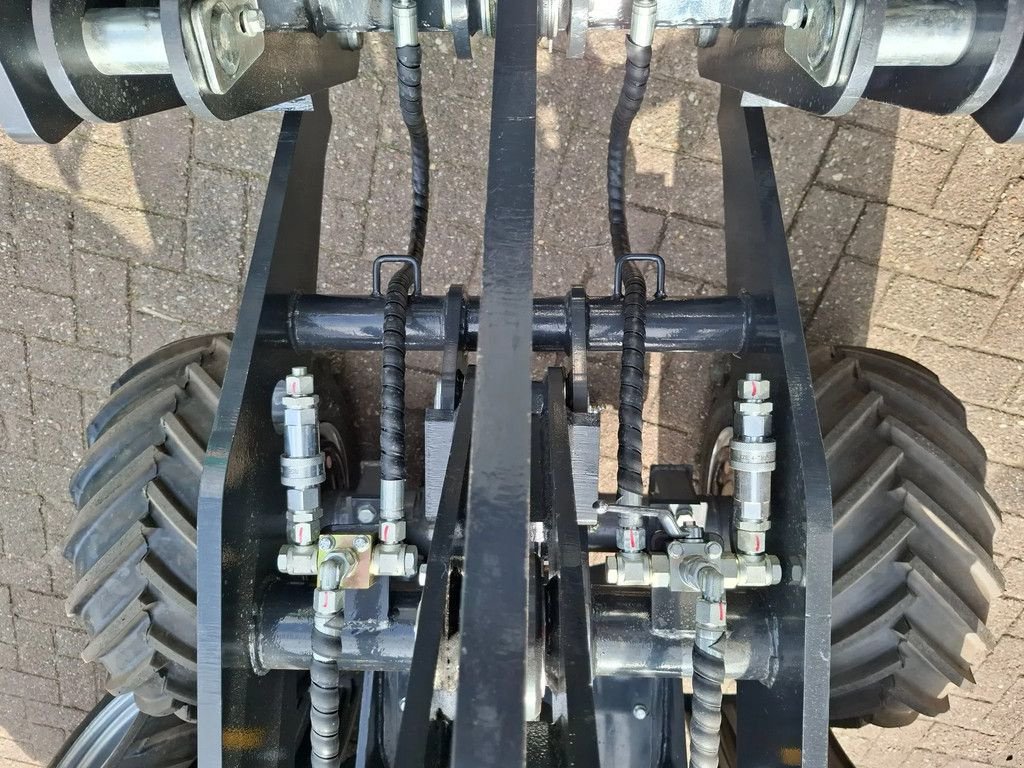 Knickgelenkte Baggerlader typu Sonstige CMH CMH 606E electrische 2tons minilader shovel, Gebrauchtmaschine w Terschuur (Zdjęcie 11)