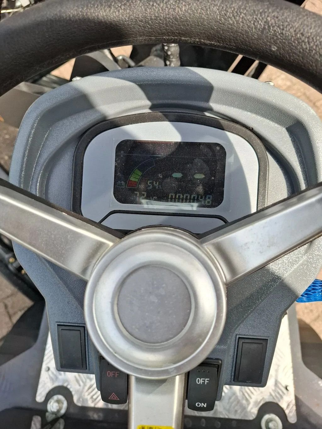 Knickgelenkte Baggerlader typu Sonstige CMH CMH 606E electrische 2tons minilader shovel, Gebrauchtmaschine w Terschuur (Zdjęcie 10)