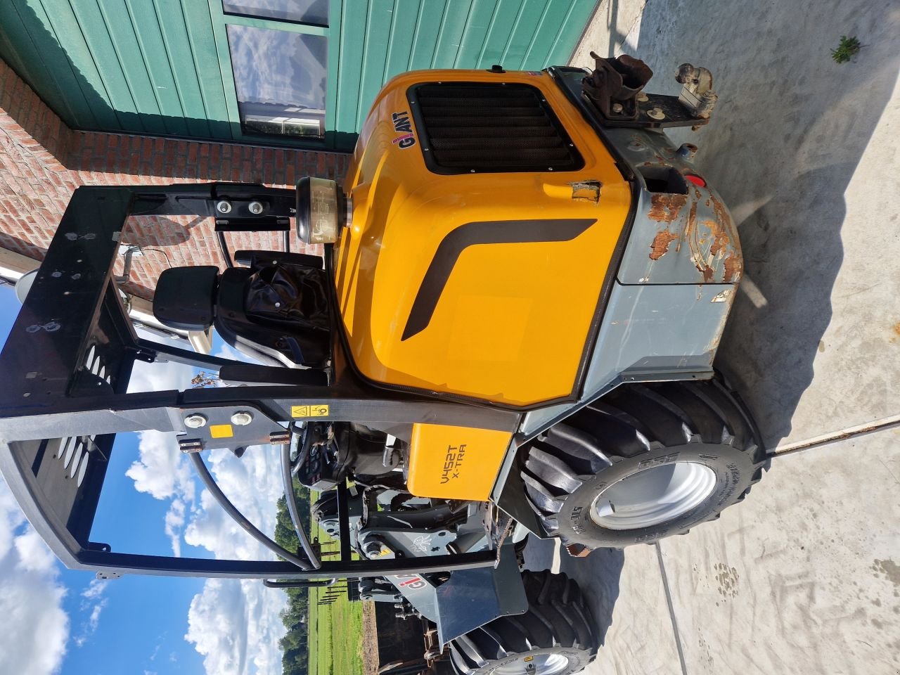 Knickgelenkte Baggerlader of the type Sonstige Giant 452 X-TRA, Gebrauchtmaschine in Nijega (Picture 3)