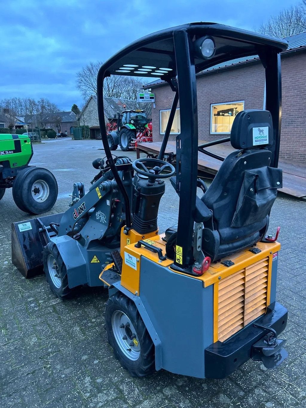 Knickgelenkte Baggerlader tip Sonstige Giant D254SW, Gebrauchtmaschine in Klimmen (Poză 6)