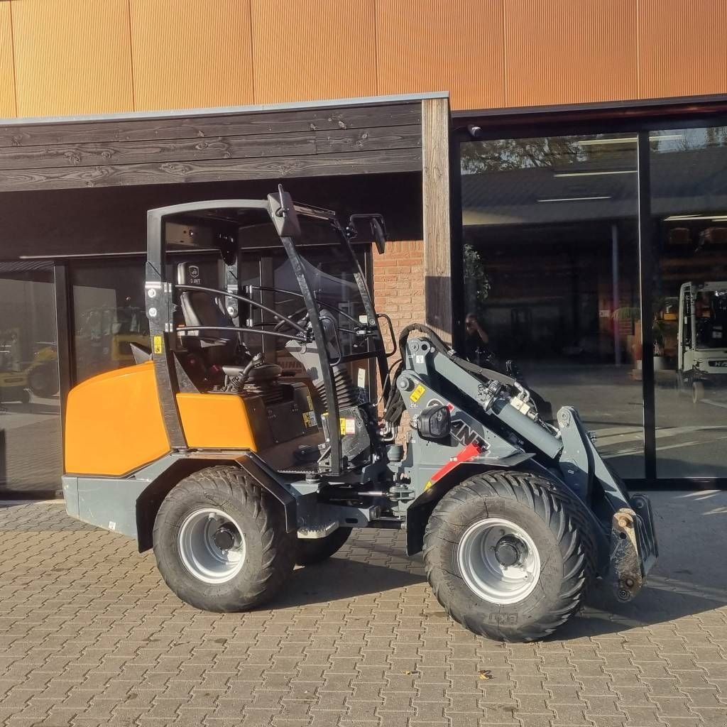 Knickgelenkte Baggerlader типа Sonstige Giant G 2700 X-tra HD+, Gebrauchtmaschine в Doetinchem (Фотография 10)