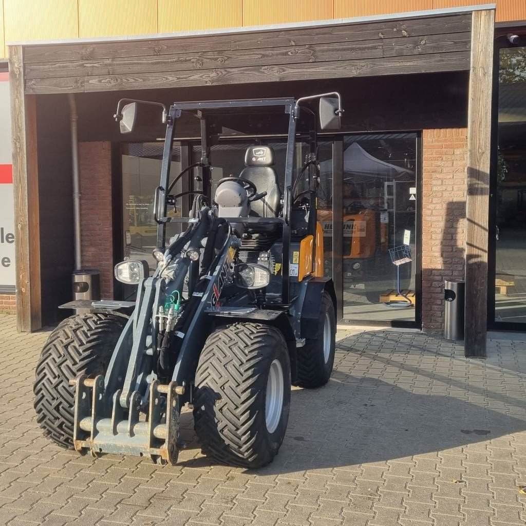 Knickgelenkte Baggerlader типа Sonstige Giant G 2700 X-tra HD+, Gebrauchtmaschine в Doetinchem (Фотография 11)