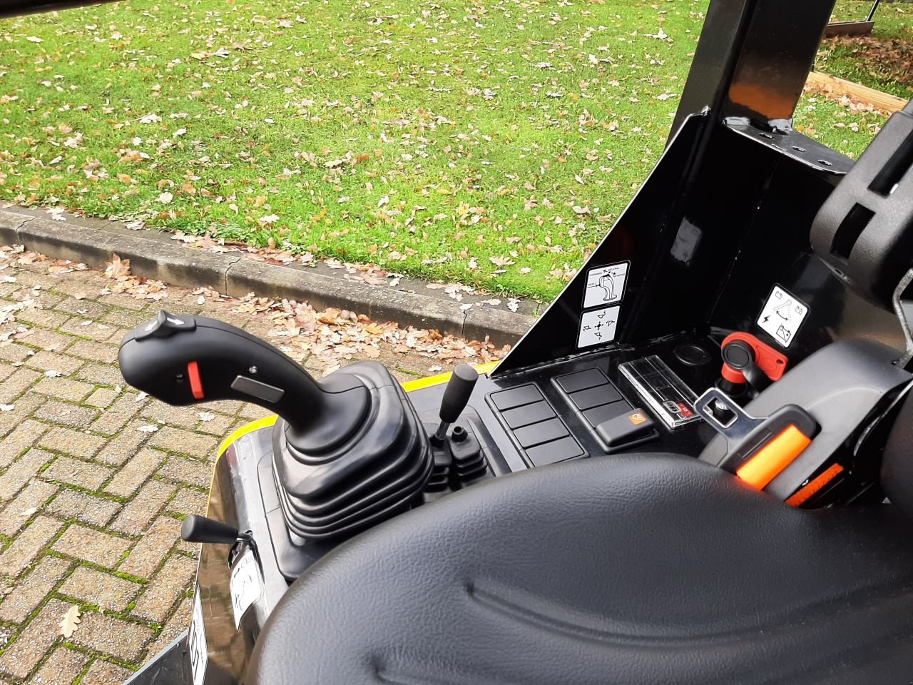 Knickgelenkte Baggerlader van het type Sonstige Giant G2500 X-tra HD, Gebrauchtmaschine in Hardegarijp (Foto 11)