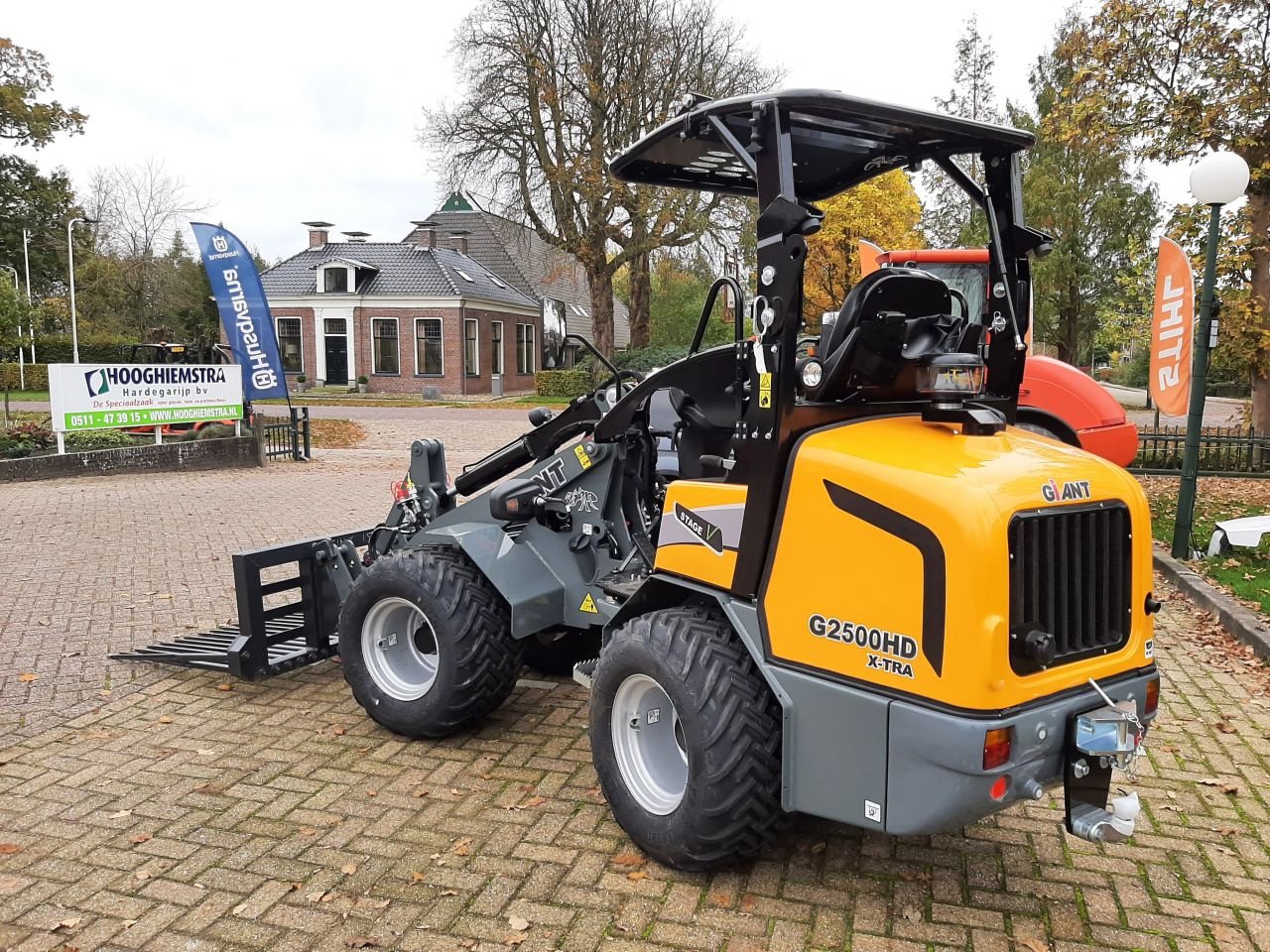 Knickgelenkte Baggerlader of the type Sonstige Giant G2500 X-tra HD, Neumaschine in Hardegarijp (Picture 5)