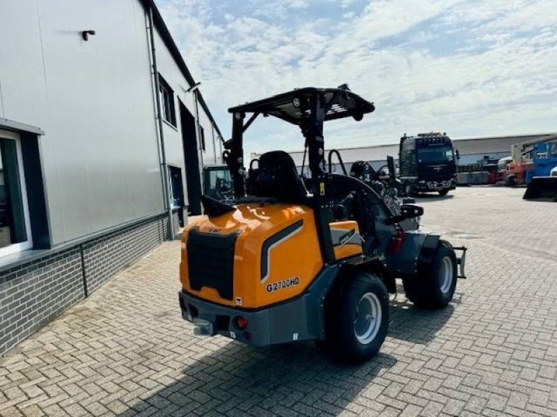 Knickgelenkte Baggerlader des Typs Sonstige Giant G2700 HD, Neumaschine in Marknesse (Bild 7)