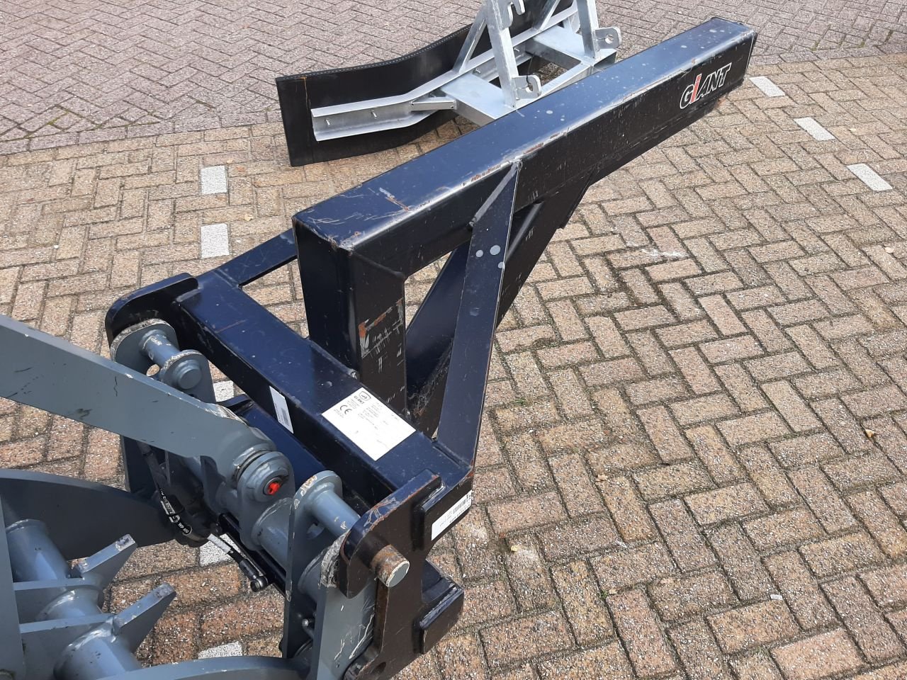 Knickgelenkte Baggerlader van het type Sonstige Giant JIP-1200-G, Gebrauchtmaschine in Hardegarijp (Foto 4)