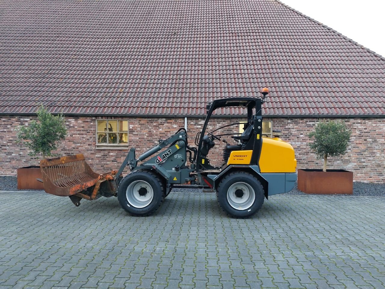 Knickgelenkte Baggerlader a típus Sonstige Giant V 5003 T X-tra HD, Gebrauchtmaschine ekkor: Nijelamer (Kép 1)