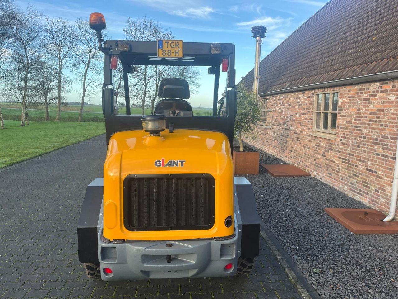 Knickgelenkte Baggerlader of the type Sonstige Giant V5003 X-tra HD, Gebrauchtmaschine in Nijelamer (Picture 3)