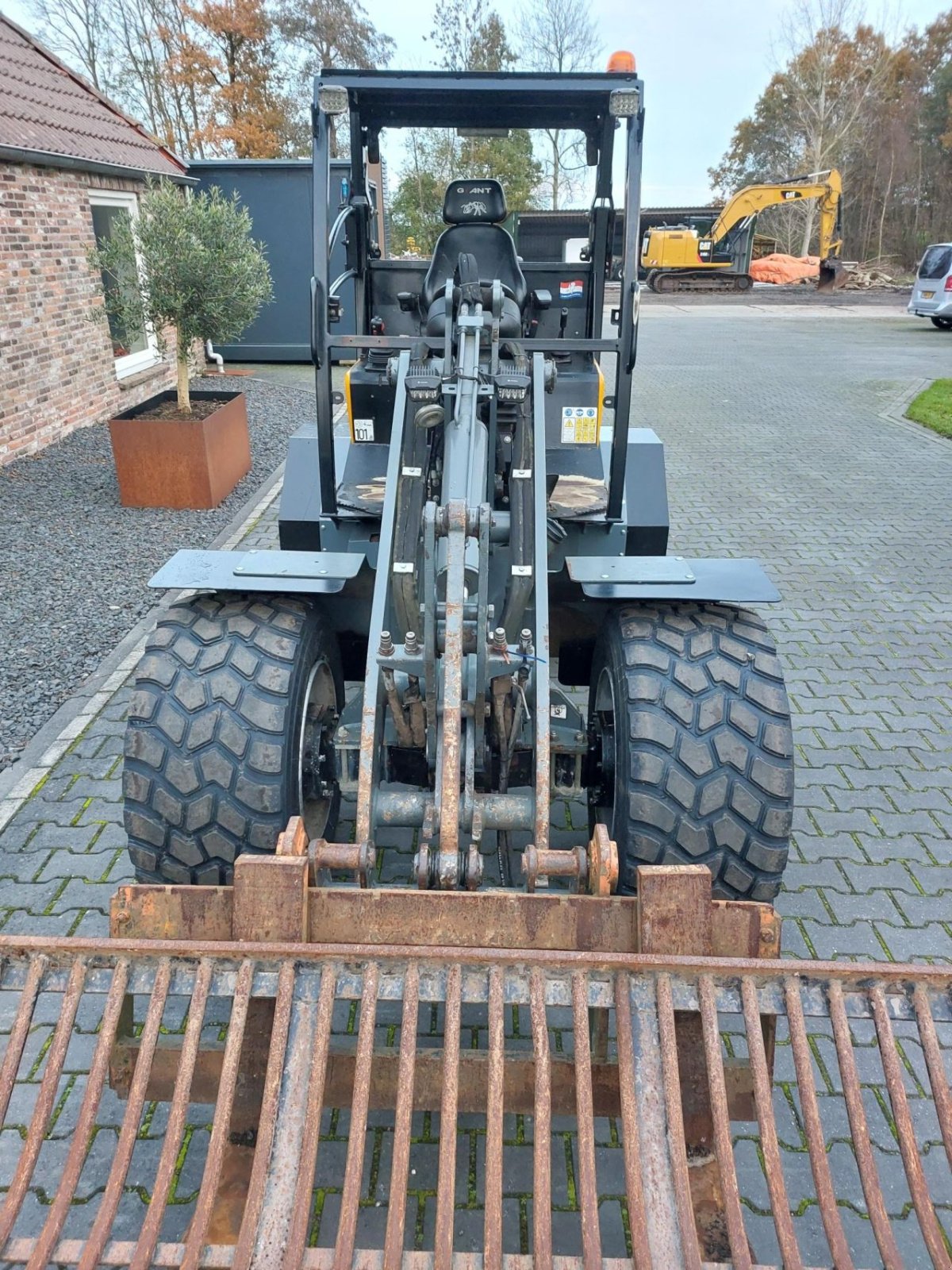 Knickgelenkte Baggerlader of the type Sonstige Giant V5003 X-tra HD, Gebrauchtmaschine in Nijelamer (Picture 4)