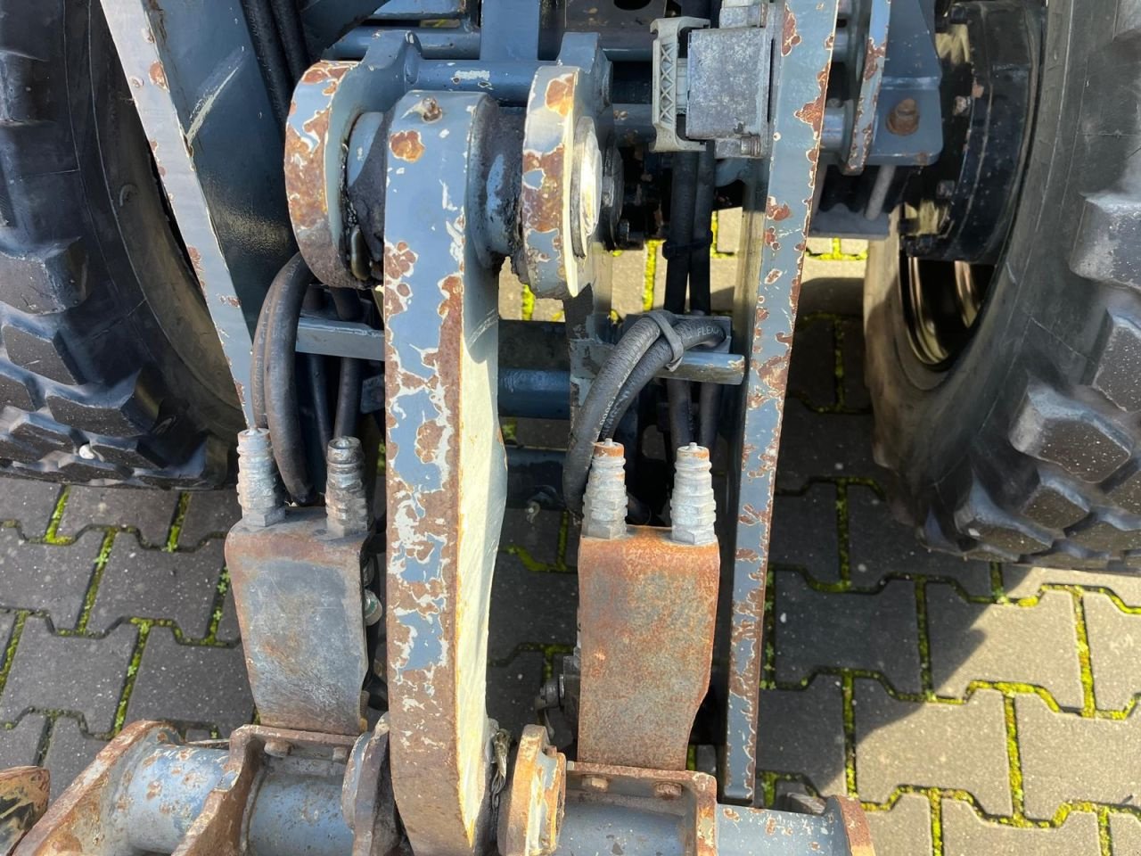 Knickgelenkte Baggerlader типа Sonstige Giant V6004T, Gebrauchtmaschine в Nijelamer (Фотография 5)