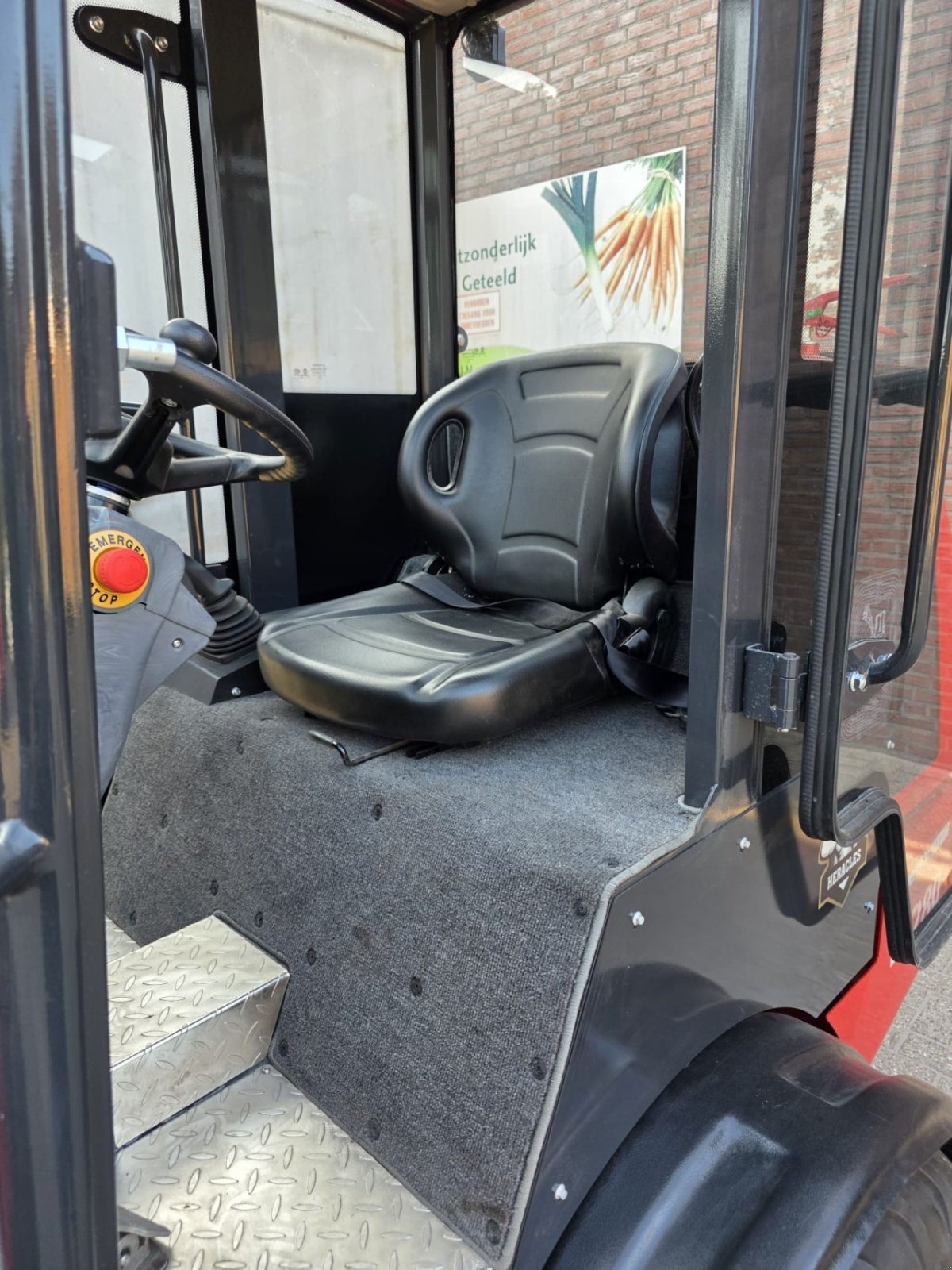 Knickgelenkte Baggerlader a típus Sonstige Heracles H280 Pro, Neumaschine ekkor: Breda (Kép 9)