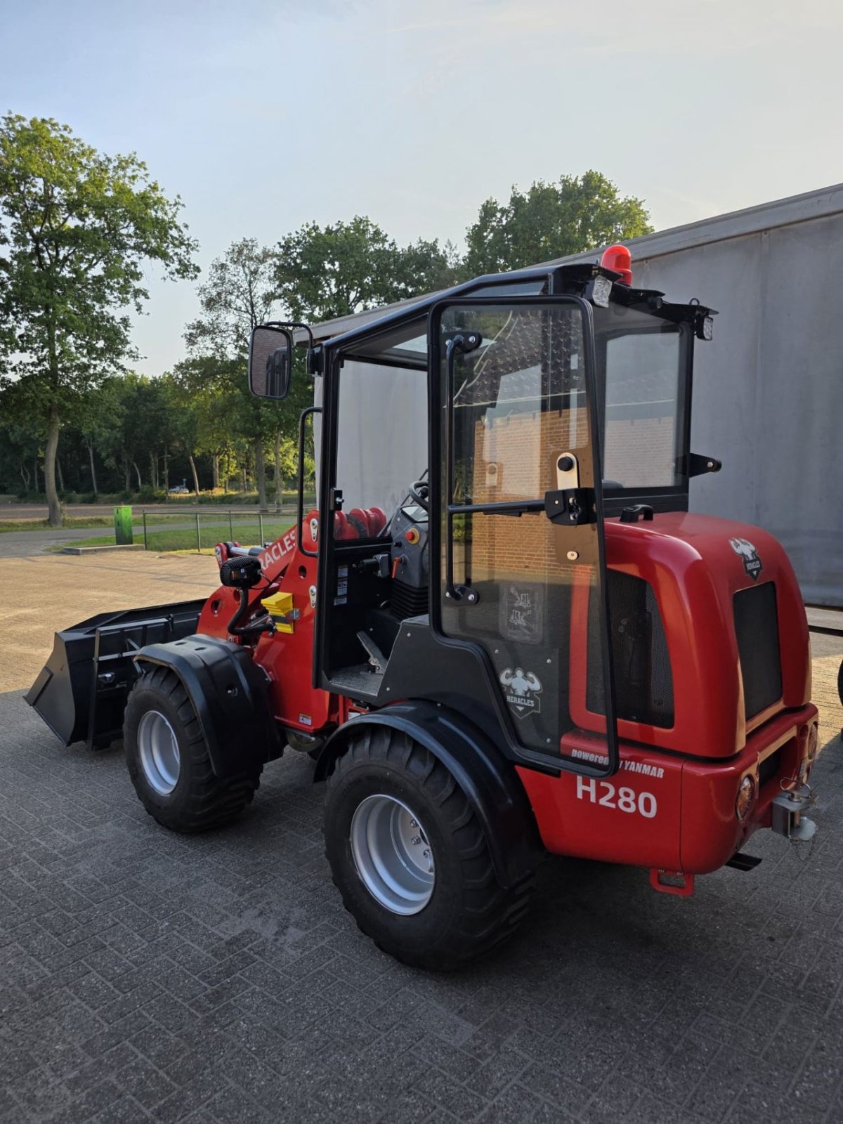 Knickgelenkte Baggerlader a típus Sonstige Heracles H280 Pro, Neumaschine ekkor: Breda (Kép 7)