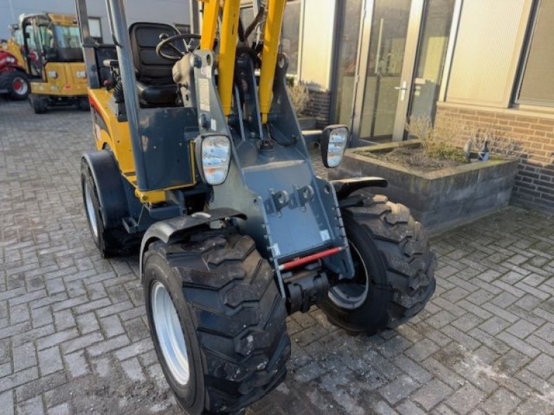 Knickgelenkte Baggerlader za tip Sonstige Manitou Mustang 306, Gebrauchtmaschine u Cuijk (Slika 7)