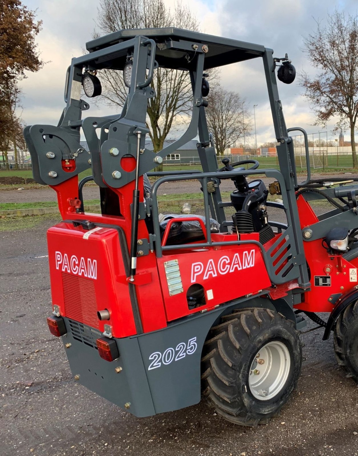 Knickgelenkte Baggerlader des Typs Sonstige PACAM minishovel Hoflader, Neumaschine in Deurne (Bild 4)