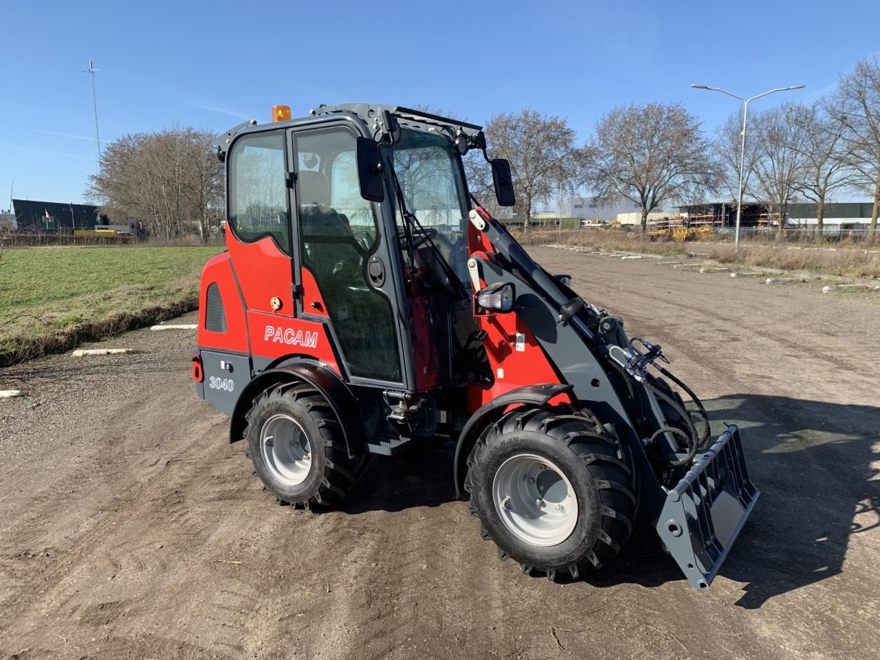Knickgelenkte Baggerlader des Typs Sonstige PACAM minishovel Hoflader, Neumaschine in Deurne (Bild 9)