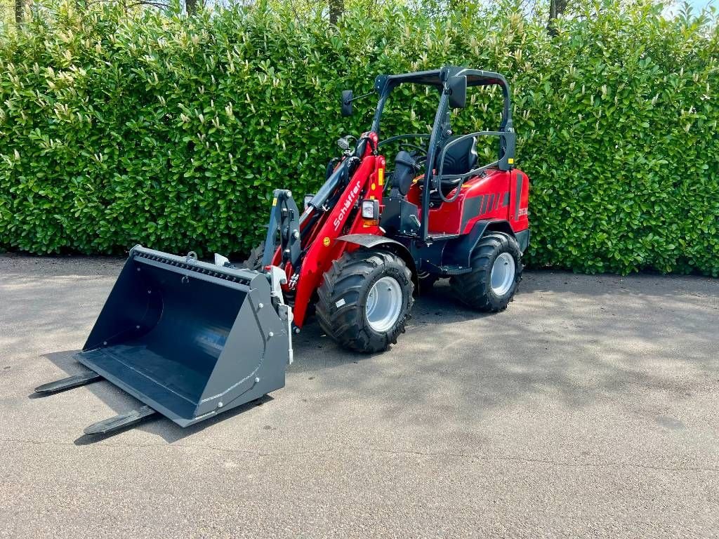 Knickgelenkte Baggerlader typu Sonstige Sch&auml;ffer 3630, Neumaschine w Nijkerkerveen (Zdjęcie 1)