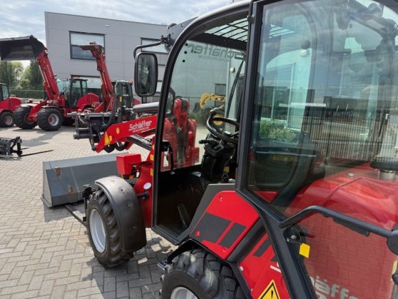 Knickgelenkte Baggerlader типа Sonstige Schaffer 2034S, Gebrauchtmaschine в Cuijk (Фотография 11)