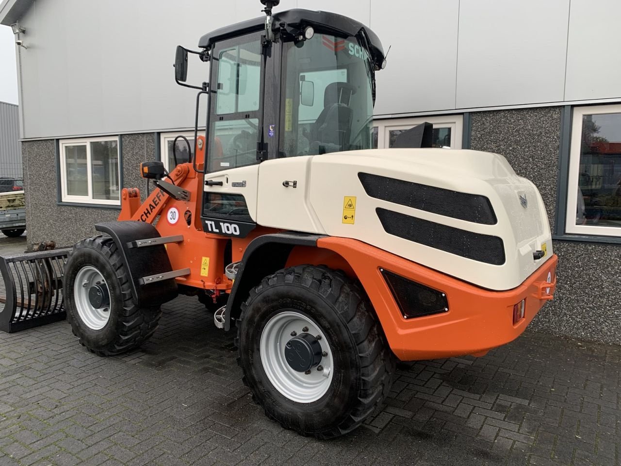 Knickgelenkte Baggerlader of the type Sonstige Terex Schaeff TL100, Gebrauchtmaschine in Vriezenveen (Picture 4)