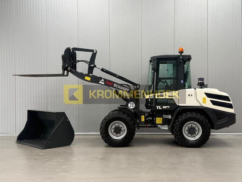 Knickgelenkte Baggerlader типа Terex TL80, Gebrauchtmaschine в Apeldoorn (Фотография 1)