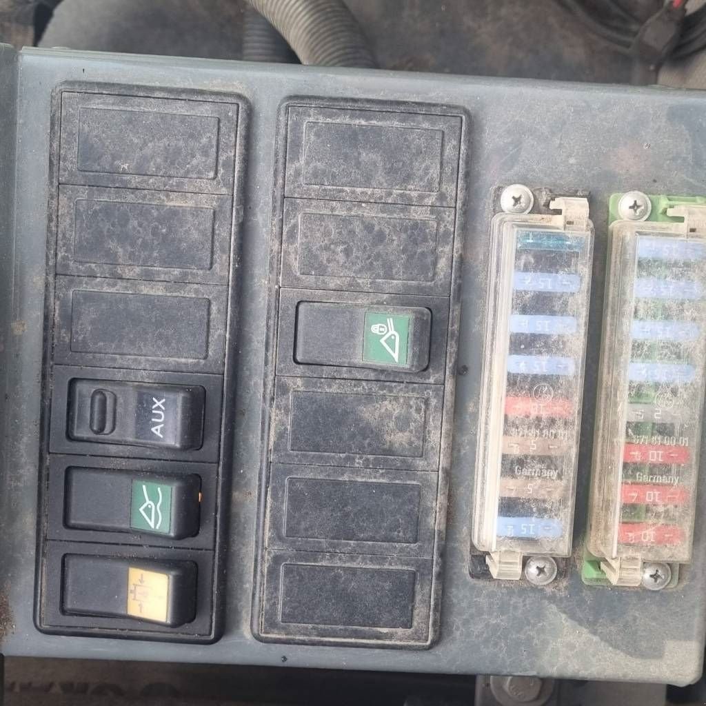 Knickgelenkte Baggerlader типа Wacker Neuson Voorzien van Laserbord WL 70, Gebrauchtmaschine в Doetinchem (Фотография 5)