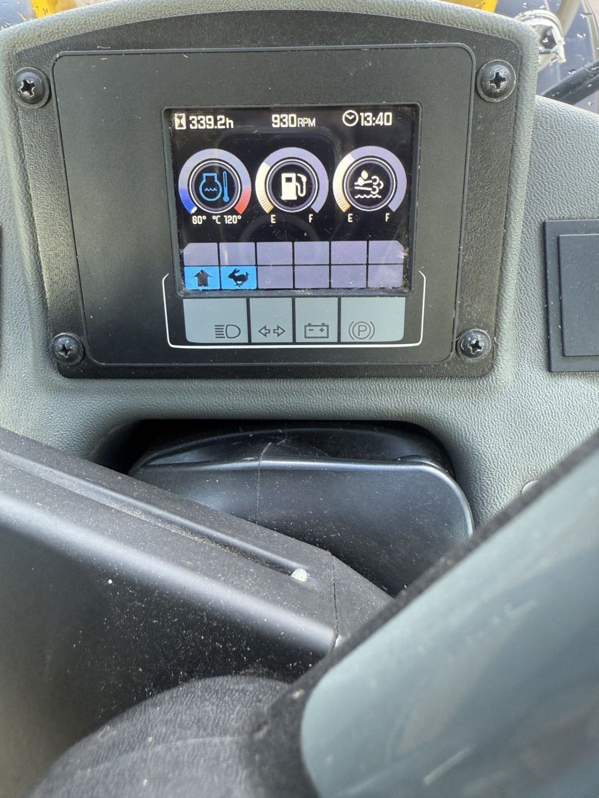 Knickgelenkte Baggerlader des Typs Wacker Neuson Wl60, Gebrauchtmaschine in Wadenoijen (Bild 5)