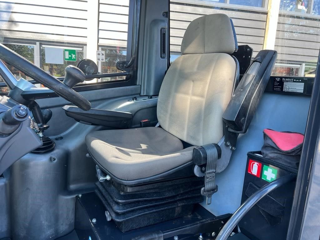 Knickgelenkte Baggerlader типа Yanmar 1201, Gebrauchtmaschine в Lunteren (Фотография 10)