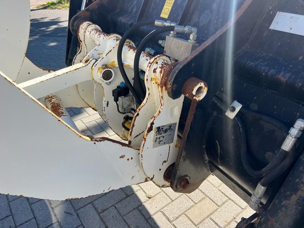 Knickgelenkte Baggerlader типа Yanmar 1201, Gebrauchtmaschine в Lunteren (Фотография 9)