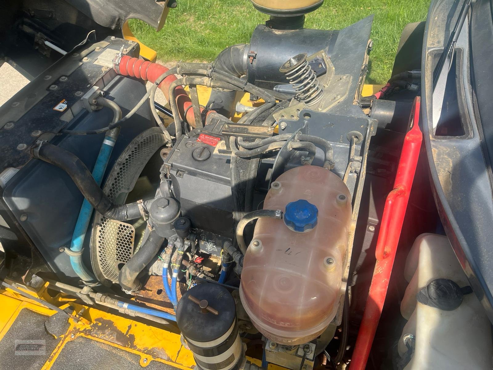 Knickgelenkte Dumper типа Bell ADT B 30 D 6x6, Gebrauchtmaschine в Deutsch - Goritz (Фотография 13)