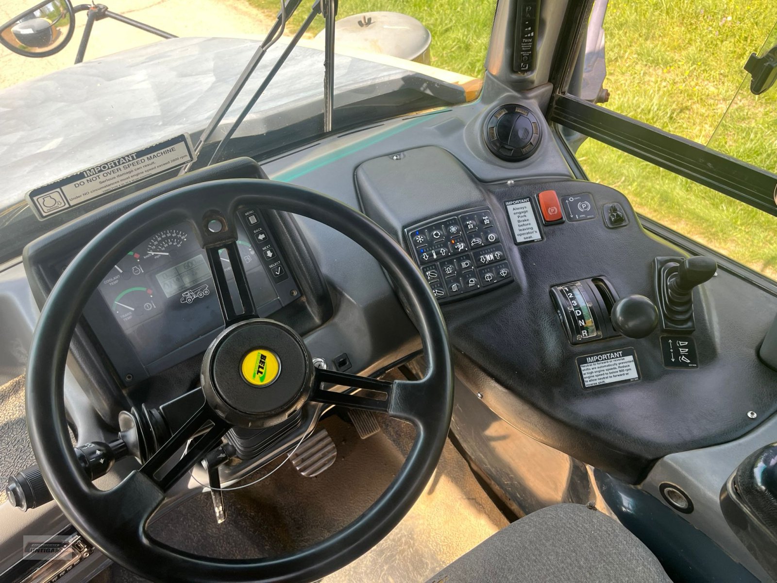 Knickgelenkte Dumper типа Bell ADT B 30 D 6x6, Gebrauchtmaschine в Deutsch - Goritz (Фотография 16)