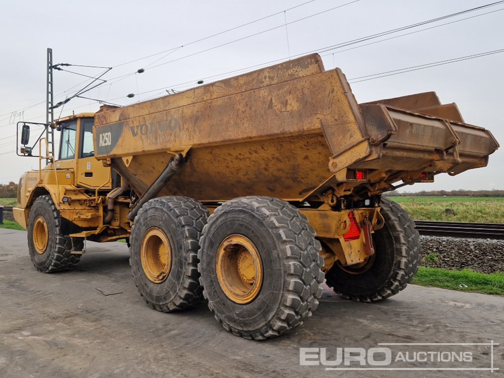 Knickgelenkte Dumper a típus Volvo A25D, Gebrauchtmaschine ekkor: Dormagen (Kép 2)