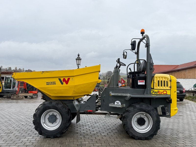 Knickgelenkte Dumper des Typs Wacker Neuson DW 60, Gebrauchtmaschine in Neureichenau (Bild 1)