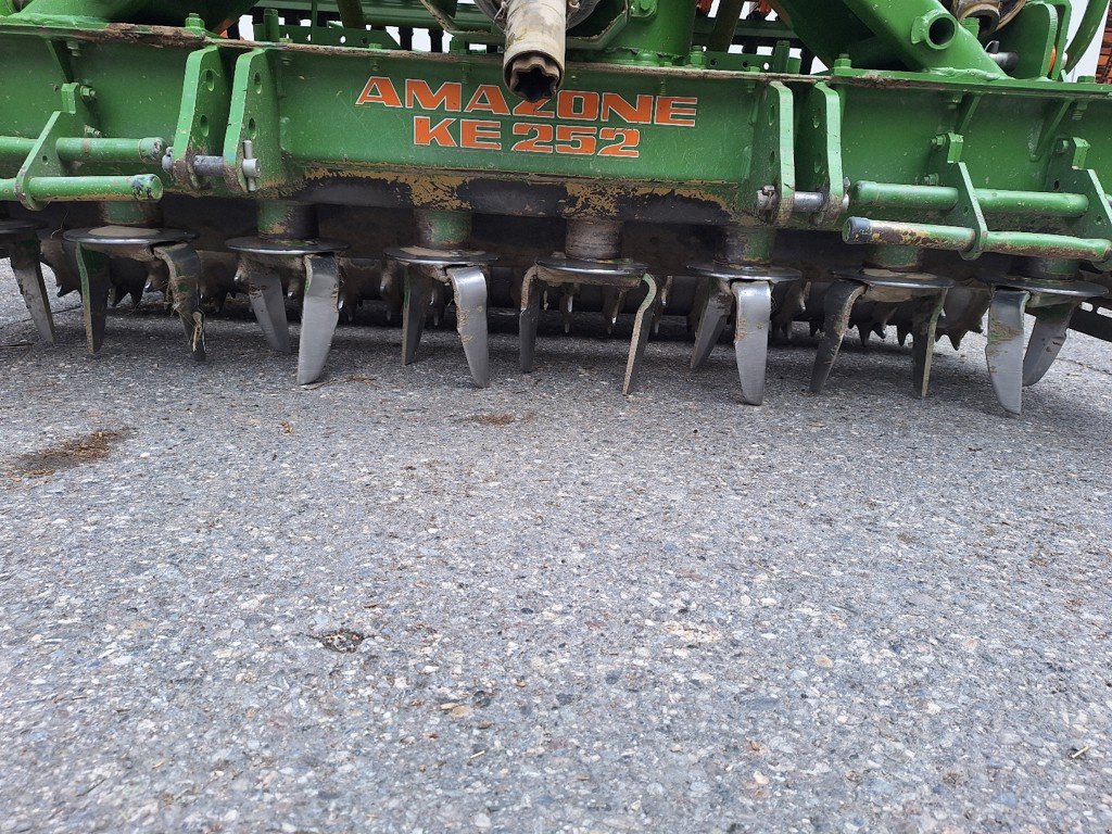 Kombination del tipo Amazone KE 252 + AD 252, Gebrauchtmaschine en Chur (Imagen 9)