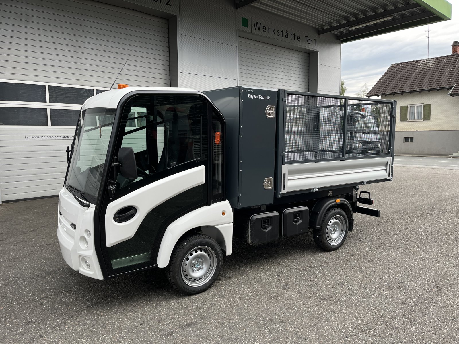 Kommunalfahrzeug des Typs Addax Elektrofahrzeug 15MTx, Neumaschine in Frastanz (Bild 1)