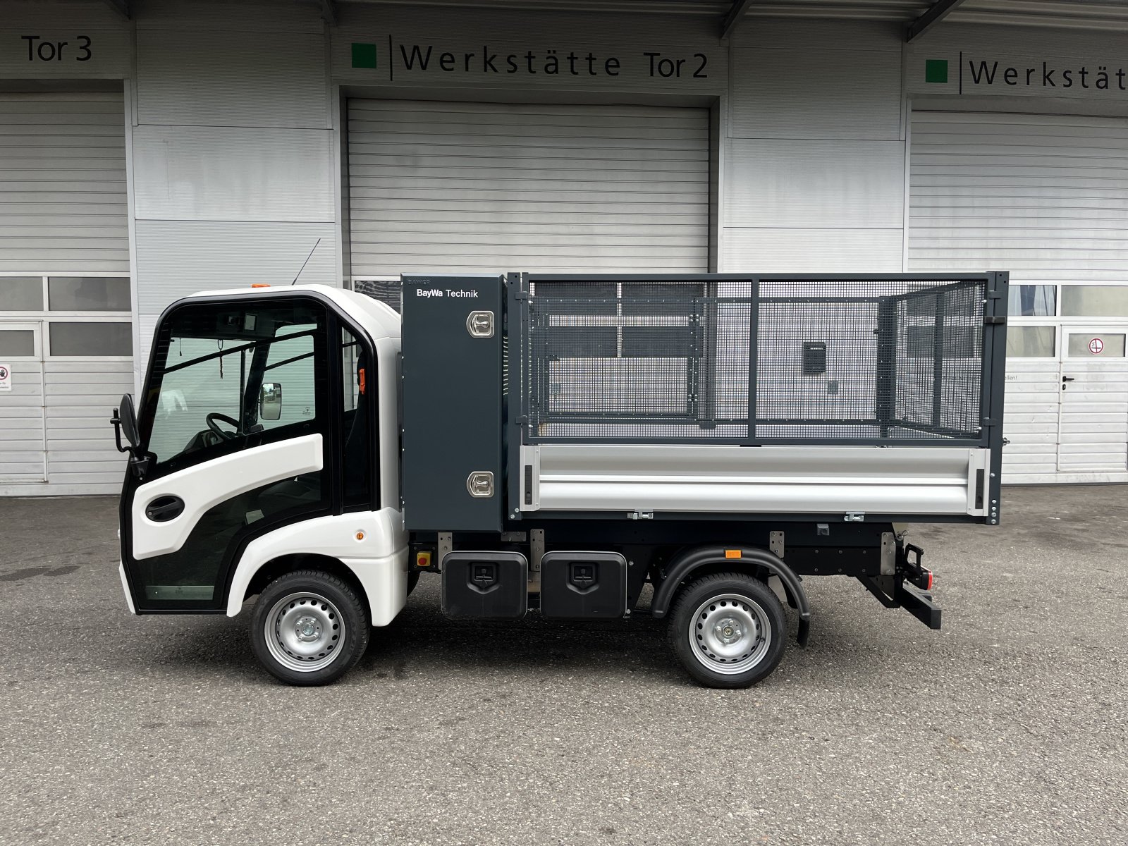 Kommunalfahrzeug des Typs Addax Elektrofahrzeug 15MTx, Neumaschine in Frastanz (Bild 2)